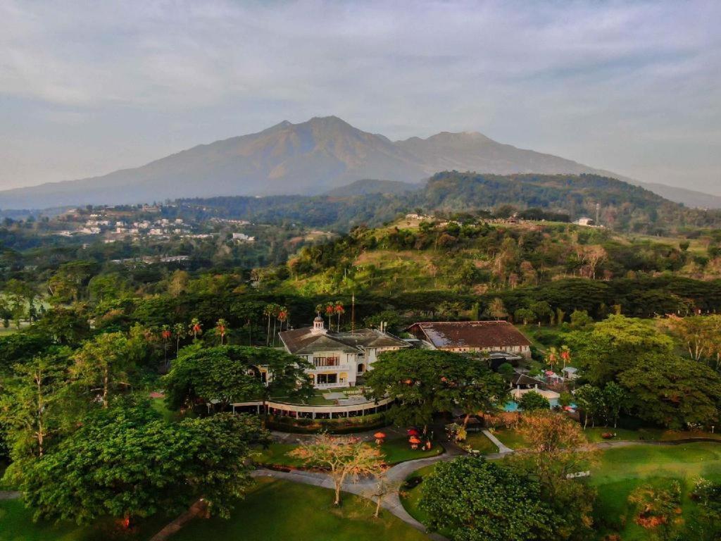 Taman Dayu Golf Club And Resort Prigen Eksteriør billede